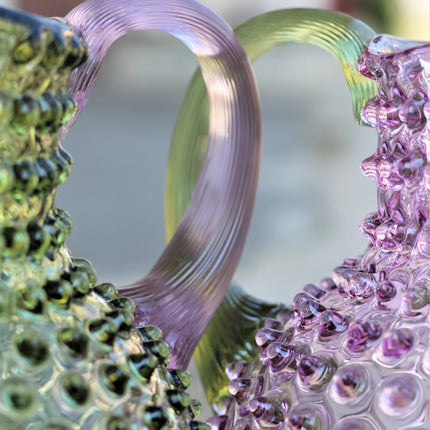 Anna von Lipa Hobnail Karaffe lila olivgrün 2 l