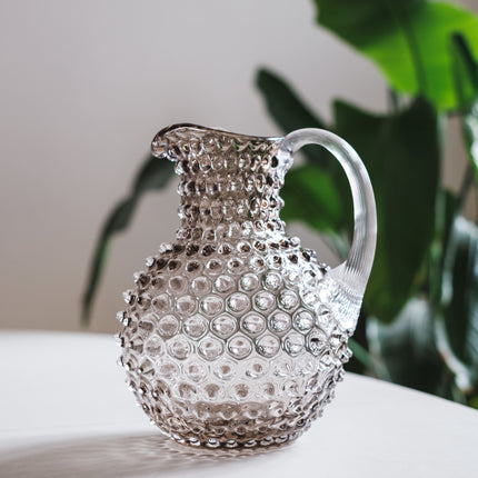 Anna von Lipa Hobnail Karaffe cashmere 2 l