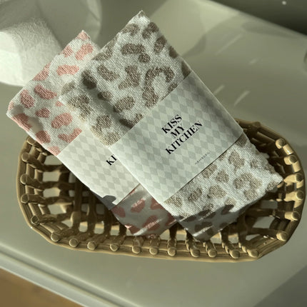 Kiss my Kitchen Küchenhandtuch Leo weiß beige