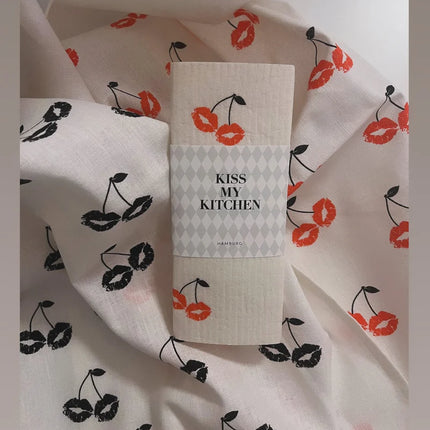 Kiss my Kitchen Geschirrtuch Cherry Kiss rot-schwarz