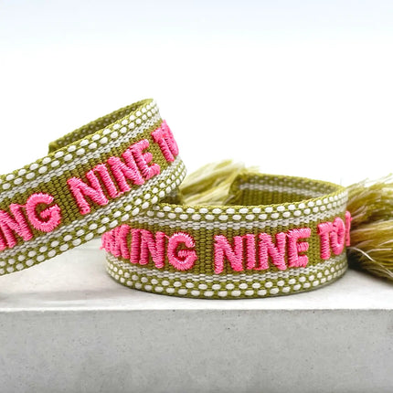 Parsley & Pepper Statement Armband Working nine to wine