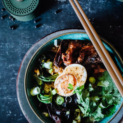 Peugeot Pfeffermühle Bali Gusseisen seladongrün