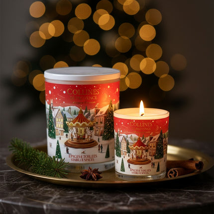 Collines de Provence Duftkerze Gewürzsterne in weihnachtlicher Dekoration