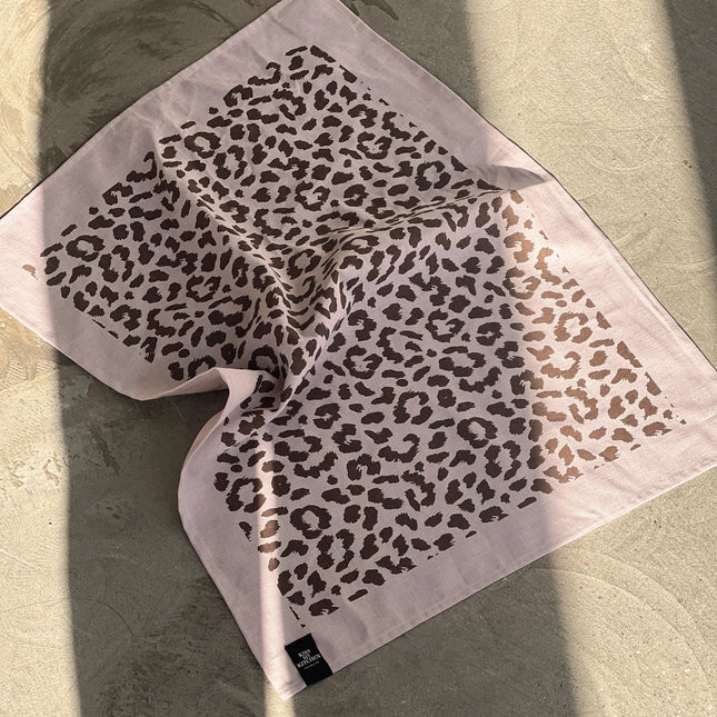 Kiss my Kitchen Geschirrtuch Leo rosa braun