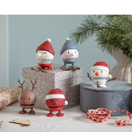 Verschiedene Optimisten in Weihnachtsdeko