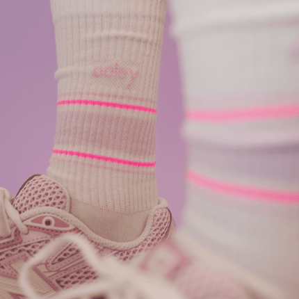 Ooley Socken Pastel White NEON Lavender M (39-42)