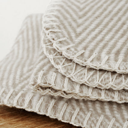 RIEMA Kuscheldecke Finn aus 100% Bio-Baumwolle taupe