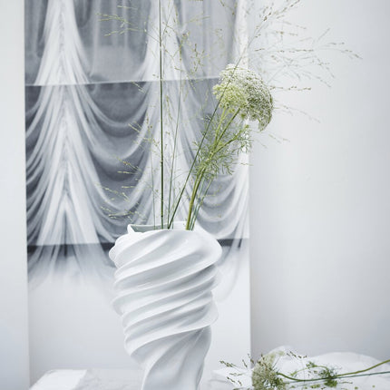 Vase für Blumen, Zweige und stilvolle Arrangements