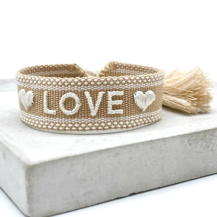 Parsley & Pepper Statement Armband Love