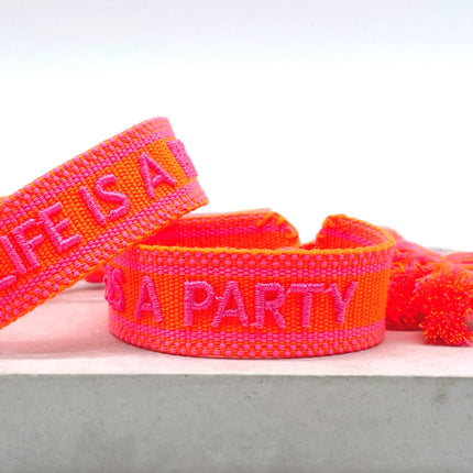 Parsley & Pepper Statement Armband Life is a party